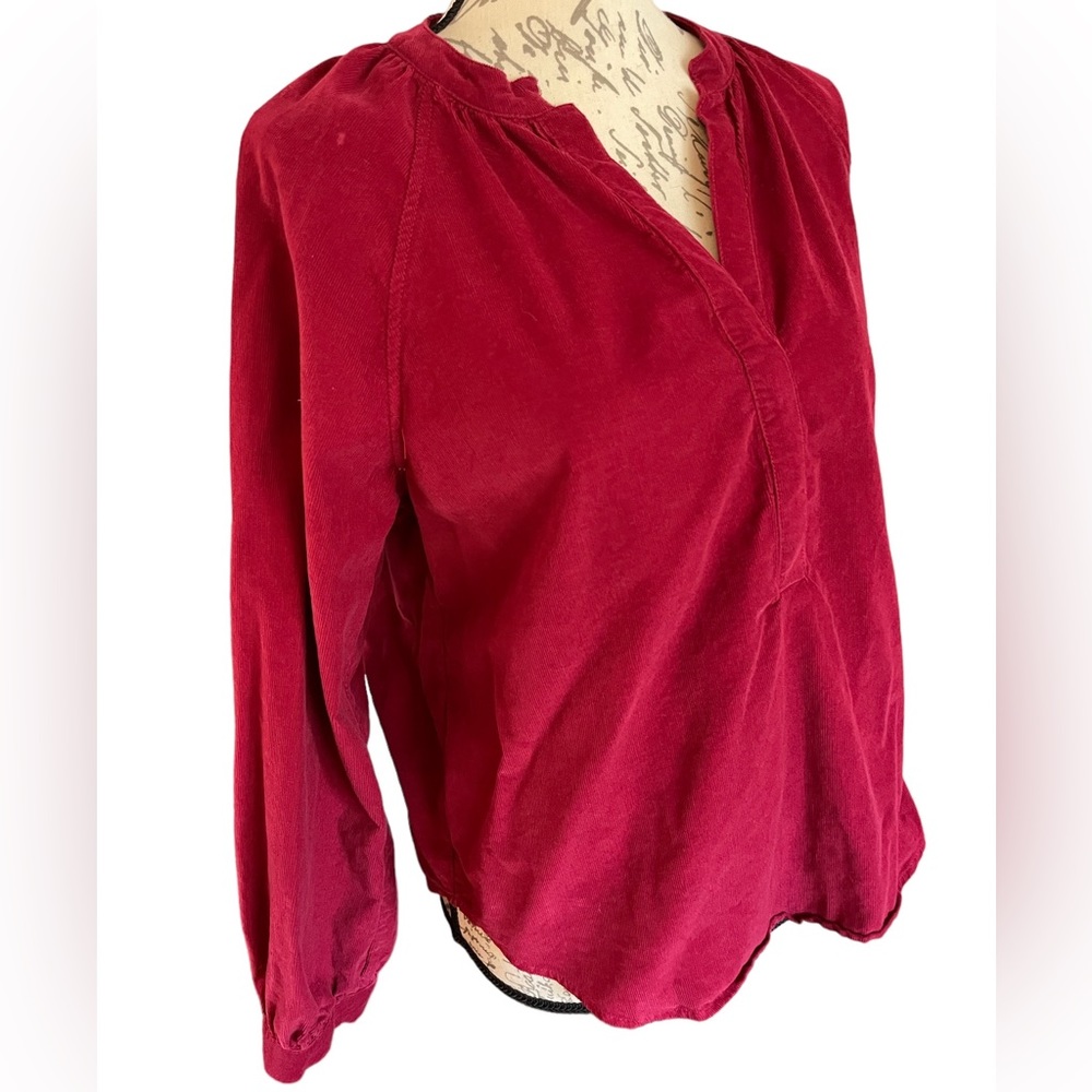 Universal Thread Women’s Burgundy Red Corduroy Blouse size Small EUC long sleeve - Picture 12 of 14